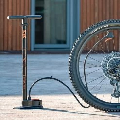 SKS Air-X-Plorer 10.0 -Fahrradbekleidung Und Zubehör air x plorer galerie 04 1024x1024 1