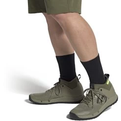 Five Ten Trailcross XT - Orbit Green/Carbon/Pulse Lime -Fahrradbekleidung Und Zubehör five ten gy5122 trailcross xt orbit green carbon pulse lime 02 1221682